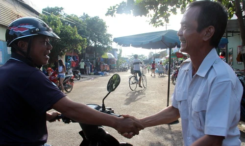 Người tù lịch sử Huỳnh Văn Nén: "Mẹ ơi con tự do rồi"