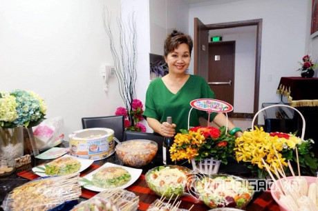 Cuộc sống sau ly hôn của vợ cũ Thanh Bạch - Ảnh 17 Cuoc song sau ly hon cua vo cu Thanh Bach - Anh 17