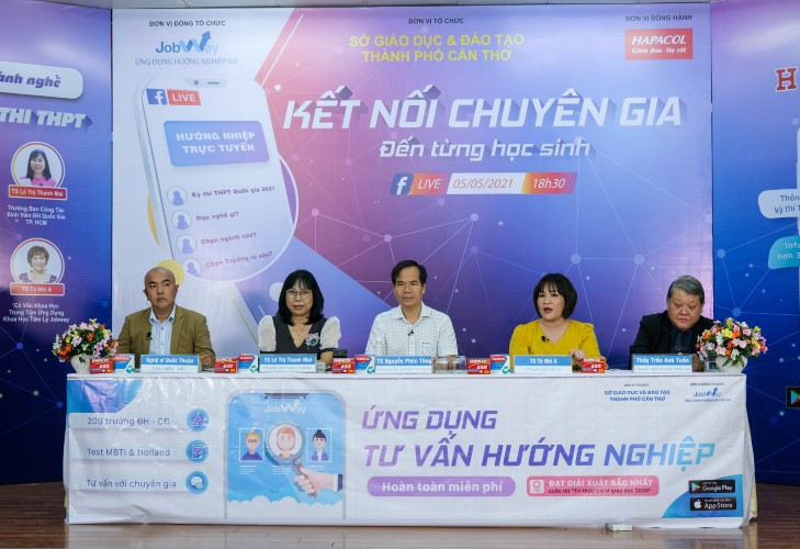 Chương trình hướng nghiệp trực tuyến cho HS do Sở GD&ĐT TP Cần Thơ tổ chức. Chương trình hướng nghiệp trực tuyến cho HS do Sở GD&ĐT TP Cần Thơ tổ chức.