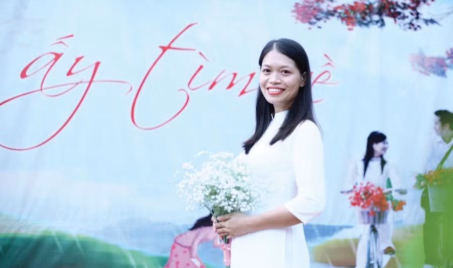 Bà Đinh Thị Bình.