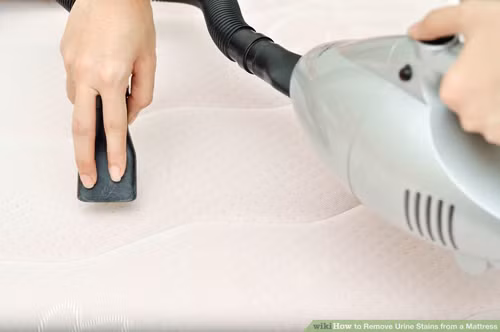 Mẹo tẩy mùi khai do nước tiểu của trẻ và vết ố vàng cho chăn đệm - Ảnh 3