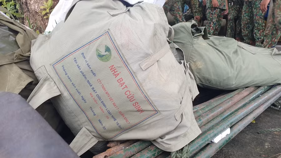 Chùm ảnh: Quân đội chuẩn bị lên đường vào Trà Leng ảnh 4