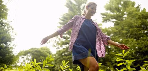 5 lý do bạn nên rời khỏi phòng làm việc và đi ra ngoài vào buổi trưa