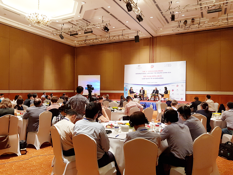 Toàn cảnh buổi đối thoại