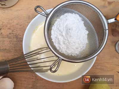 Bí quyết để làm bánh su kem "bất bại" và công thức nhân kem xoài thơm mượt ảnh 4