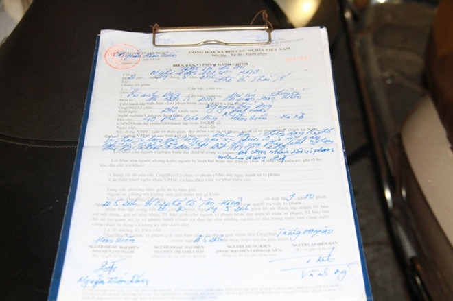 Biên bản xử phạt.