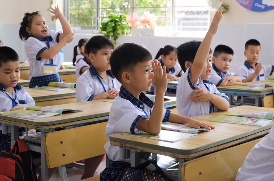 Bước vào dạy học SGK mới, cô trò đều hào hứng nhập cuộc.