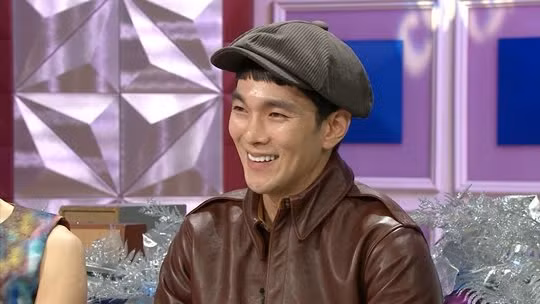 Nam diễn viên Lee Kyu Han.