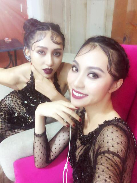 Sau hình ảnh nóng bỏng, Team Lan Khuê lại hé lộ bộ hình Sau hinh anh nong bong, Team Lan Khue lai he lo bo hinh