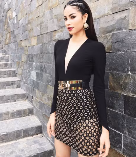 My nhan Viet hoa nguoi la voi style trang diem 