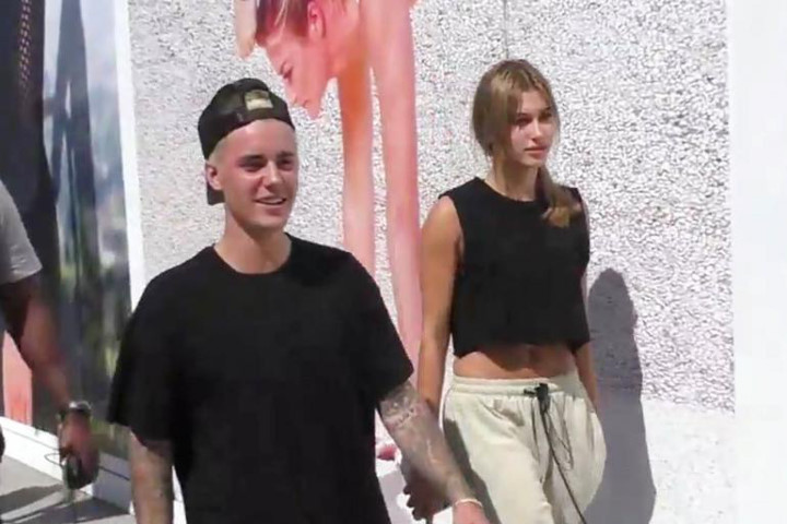 Justin và Selena tố cáo nhau ngoại tình