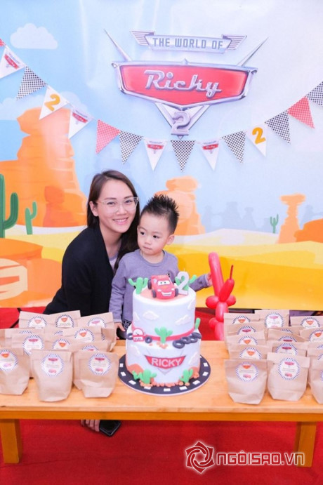 Cựu siêu mẫu Ngọc Thạch tổ chức sinh nhật hoành tráng cho con trai - Ảnh 1 Cuu sieu mau Ngoc Thach to chuc sinh nhat hoanh trang cho con trai - Anh 1