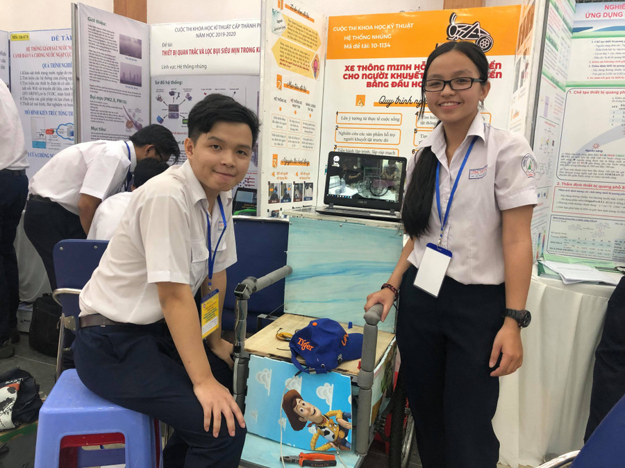 Học sinh Trường THPT Lương Thế Vinh tham gia vòng chung kết KHKT cấp TP