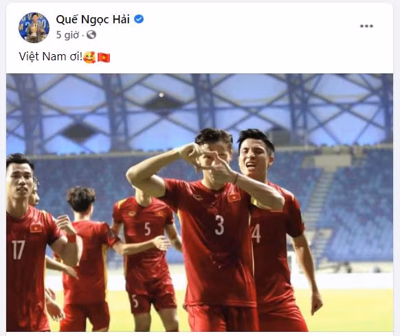 Đội trưởng Đội tuyển Việt Nam Quế Ngọc Hải đăng ảnh ăn mừng sau chiến thắng, đồng thời anh cũng là người ghi bàn thắng quyết định đưa tỷ số lên 2-1 giữa đội tuyển Việt Nam và đội tuyển Malaysia.