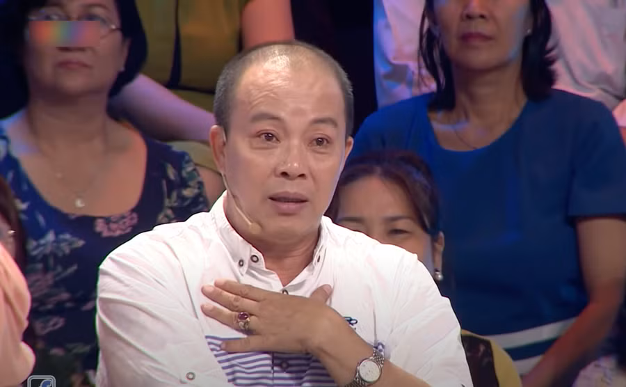 Những phát ngôn phát ngôn dung tục trên facebook gần đây của NSƯT Đức Hải đã khiến dư luận phản ứng gay gắt.