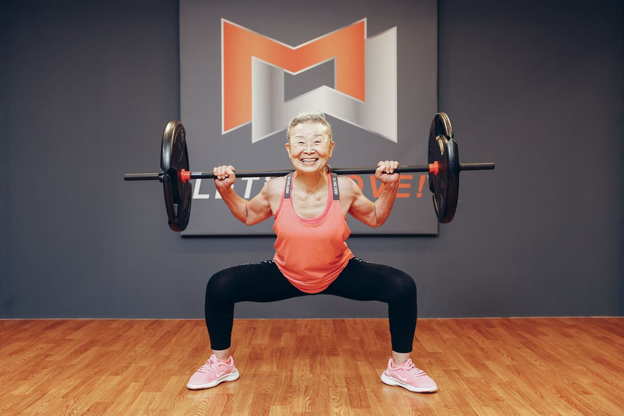Kinh ngạc huấn luyện viên thể dục lớn tuổi nhất Nhật Bản ảnh 2 Kinh ngạc huấn luyện viên thể dục lớn tuổi nhất Nhật Bản ảnh 2