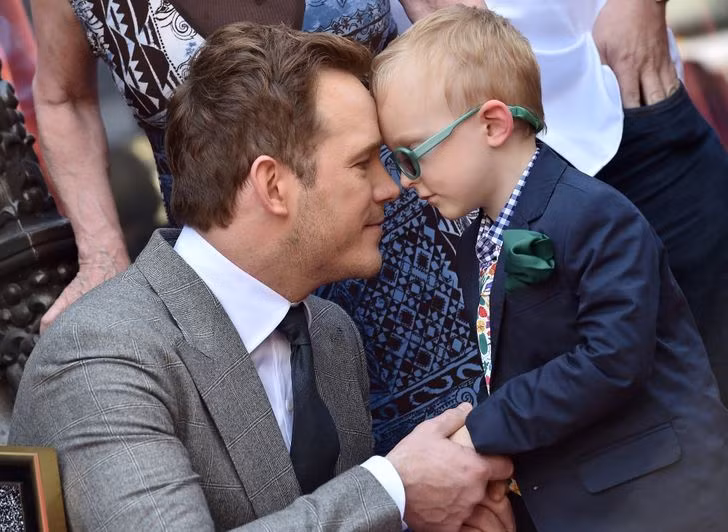 David Beckham, Will Smith... những ông bố nổi tiếng tuyệt vời ảnh 4