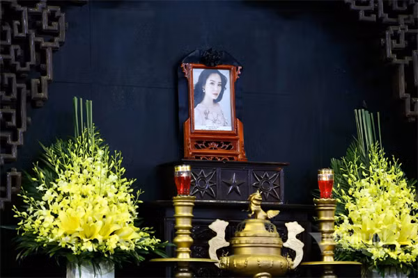 Tang lễ của Hoa hậu Thu Thủy.