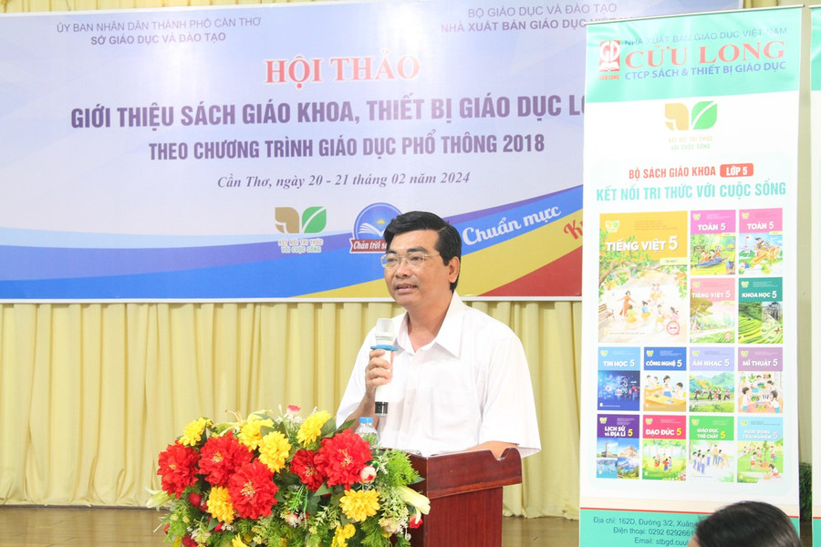 Ông Trần Thanh Bình - Giám đốc Sở GD&ĐT TP Cần Thơ phát biểu tại hội thảo. Ông Trần Thanh Bình - Giám đốc Sở GD&ĐT TP Cần Thơ phát biểu tại hội thảo.