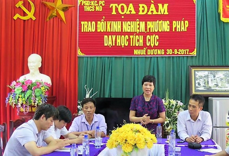 Phòng Giáo dục Khoái Châu (Hưng Yên) tổ chức tọa đàm trao đổi kinh nghiêm phương pháp dạy học tích cực tại Trường THCS Nhuế Dương