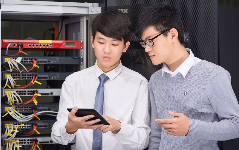 Thúc đẩy xây dựng kho học liệu điện tử kết nối với Hệ tri thức Việt số hóa.