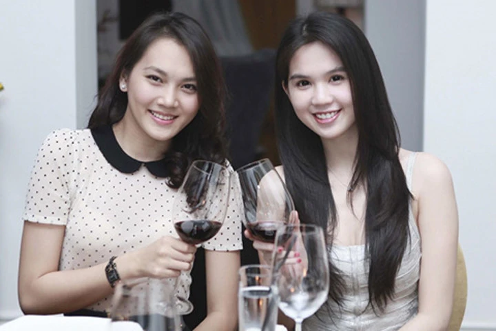 Ngọc Trinh ngày càng "tủi phận" trước hạnh phúc của bạn thân nhất?