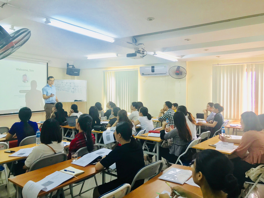 Các trường ĐH phải đóng vai trò xương sống trong xây dựng xã hội học tập và GDTX Các trường ĐH phải đóng vai trò xương sống trong xây dựng xã hội học tập và GDTX