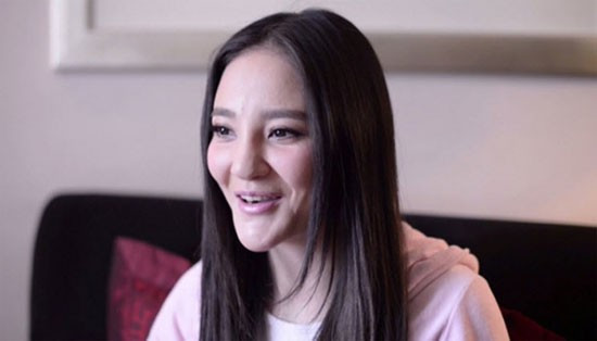 7 sao nữ châu Á có gương mặt cứng đơ vì thẩm mỹ 