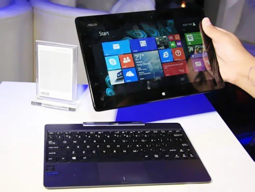 Giá bán mới nhất của 5 mẫu laptop lai tablet chạy Windows