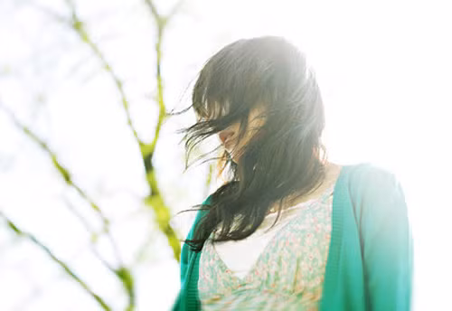 Khi ta không yêu người, lòng cũng buồn đến thế… - 2