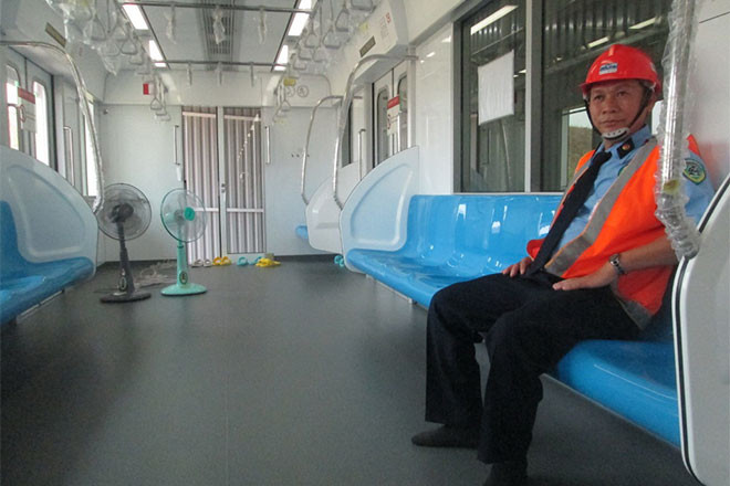 Cận cảnh bên trong tàu điện ngầm đầu tiên của Việt Nam ảnh 9 Cận cảnh bên trong tàu điện ngầm đầu tiên của Việt Nam
