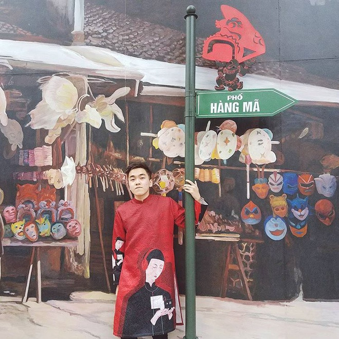 Các thiết kế áo dài có hình in, họa tiết độc lạ là xu hướng được giới trẻ yêu thích vài năm trở lại đây. Hiện tại, trên thị trường có nhiều mẫu mã áo dài với mức giá khác nhau, đa số từ một triệu đồng trở lên. Ảnh:@gatuesday. Cac chang trai nen mac ao dai the nao khi di choi Tet? hinh anh 10 27582151_199630540772106_7143569441282850816_n.jpg