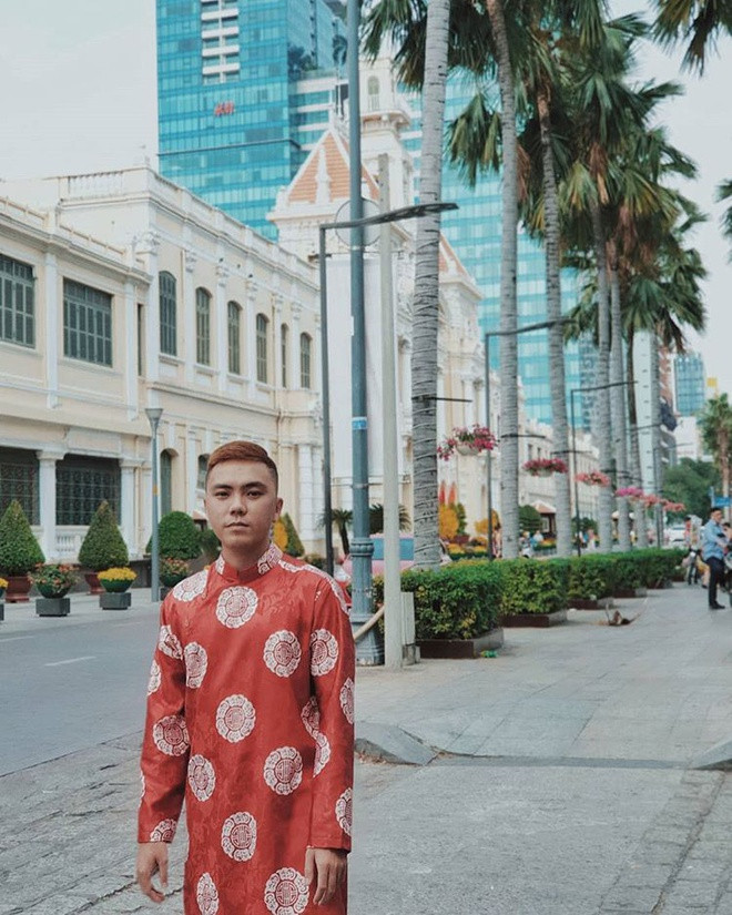 Cac chang trai nen mac ao dai the nao khi di choi Tet? hinh anh 11 50639563_374736019774693_1499448551843995399_n.jpg