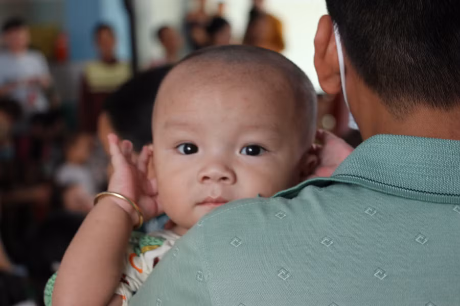 Theo anh Long, ngoài việc giúp các bé có một ngày nghỉ để vui chơi, quên đi nỗi đau bệnh tật, chương trình “Ngày Chủ nhật của em” còn giúp các bậc cha mẹ vơi đi nỗi buồn, vui vẻ cùng con đương đầu với bệnh tật.