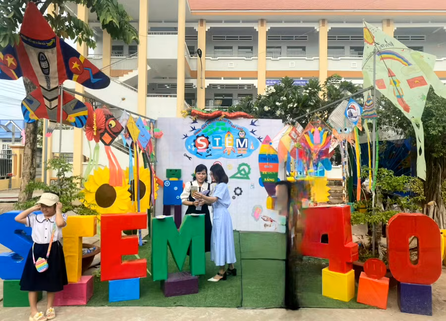 An Giang tổ chức Ngày hội giáo dục STEM cấp tiểu học năm học 2023 - 2024 trong 2 ngày 6 và 7/4. 