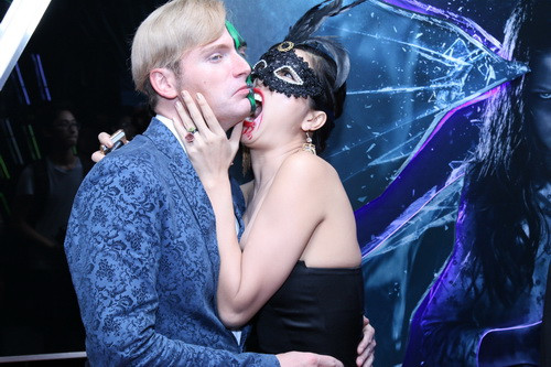 Oanh Yến khoe hình xăm “khủng” gây tranh cãi ảnh 7 Oanh Yến khoe hình xăm