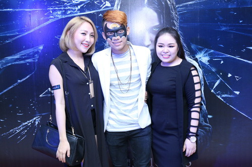 Oanh Yến khoe hình xăm “khủng” gây tranh cãi ảnh 13 Oanh Yến khoe hình xăm