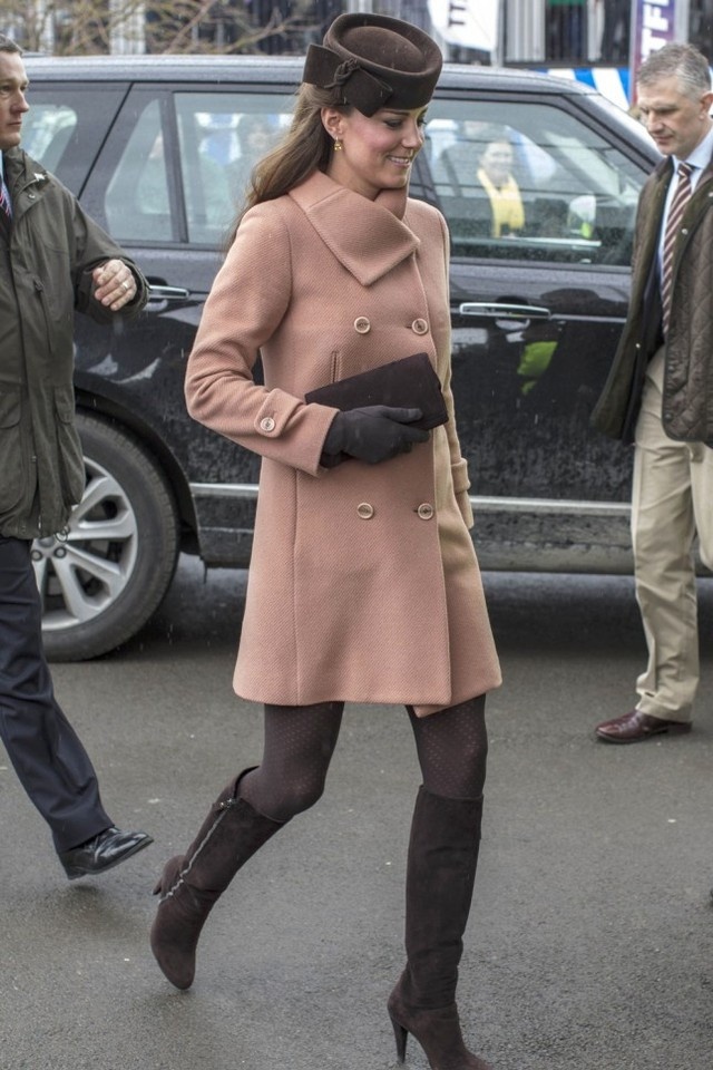 Gu thời trang sang trọng, tinh tế của công nương Anh ảnh 11