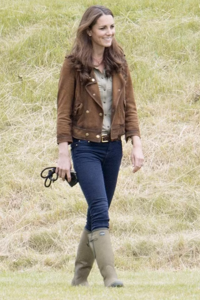 Gu thời trang sang trọng, tinh tế của công nương Anh ảnh 25