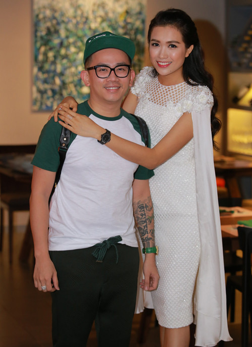 chi-gai-tu-hao-khi-le-hang-thanh-a-hau-hoan-vu-7