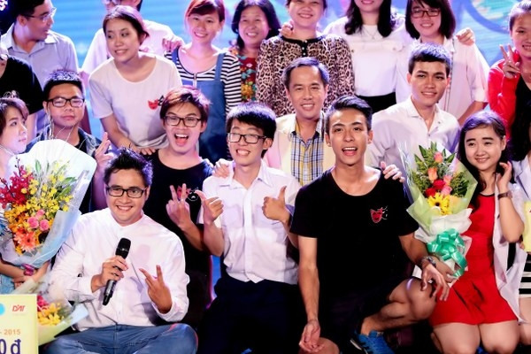 Đạo diễn Lê Hoàng: “Tôi quê lắm không biết nhắn tin” ảnh 4