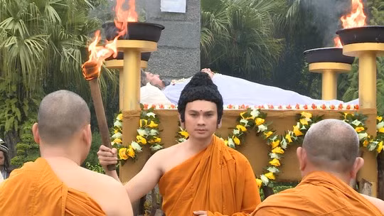 Kim Tiểu Long trong cảnh phim được quay tại Đà Lạt.