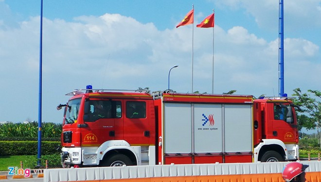 Cứu 60 người, dập lửa trong hầm vượt sông Sài Gòn