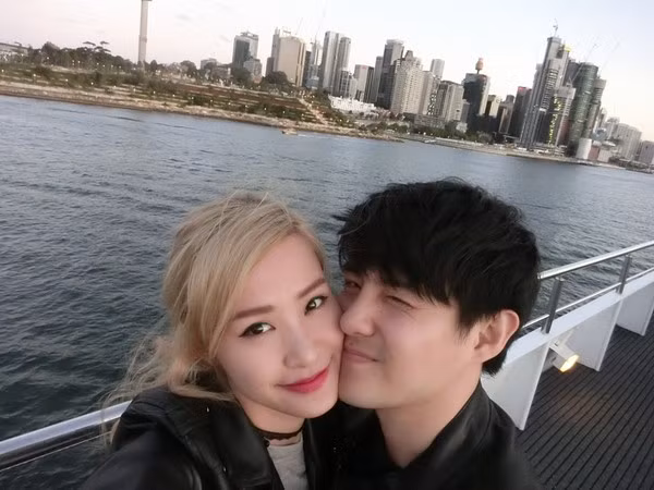 Đông Nhi - Ông Cao Thắng