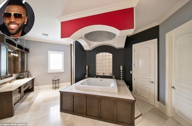 “Đột nhập” những phòng tắm xa hoa của sao Hollywood ảnh 8 “Đột nhập” những phòng tắm xa hoa của sao Hollywood ảnh 8