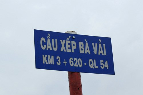 12 cay cau co ten goi doc dao nhat mien Tay-hinh-anh-12