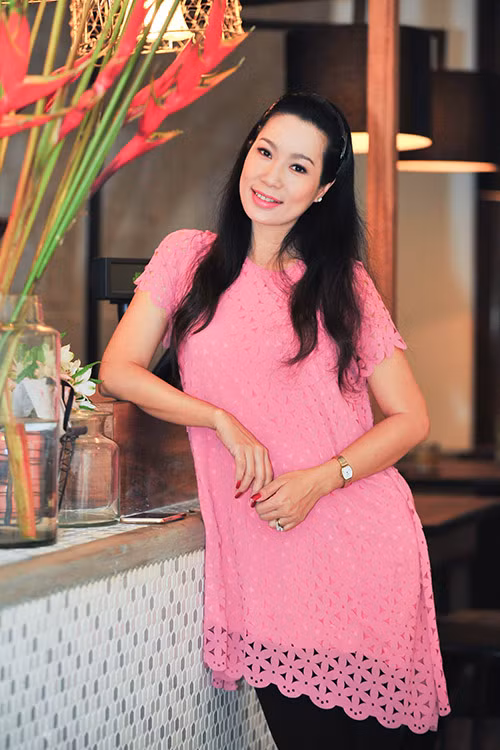 Trịnh Kim Chi bầu 7 tháng vẫn xinh đẹp