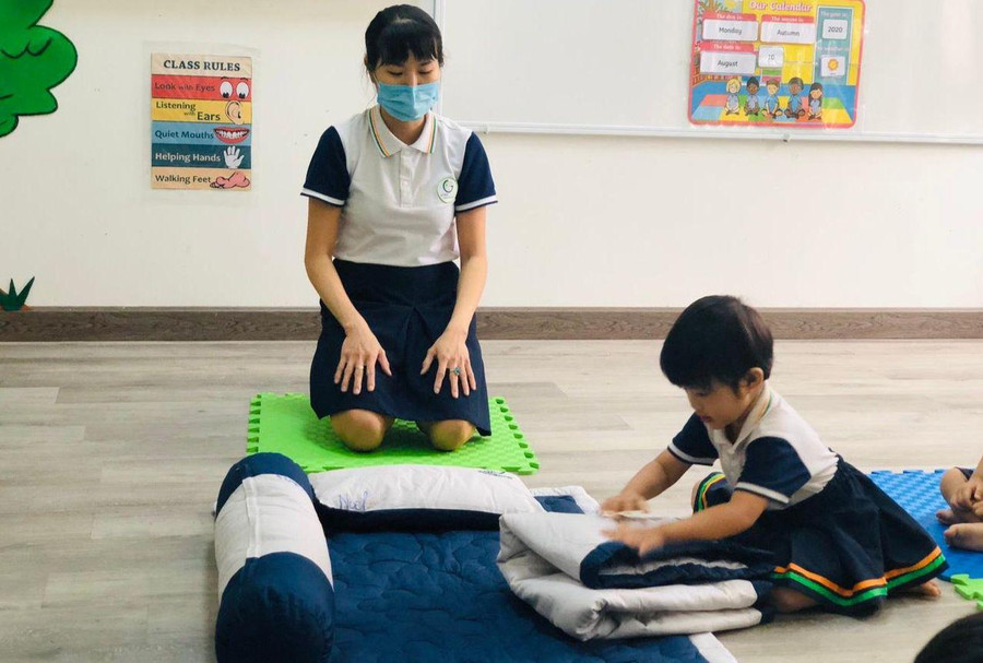 Bên cạnh nhà trường, gia đình cũng cần quan tâm trẻ. Ảnh minh họa Bên cạnh nhà trường, gia đình cũng cần quan tâm trẻ. Ảnh minh họa