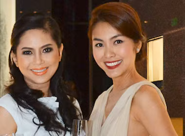 Những cặp mẹ chồng nàng dâu ngang tài ngang sắc trong showbiz - Ảnh 2