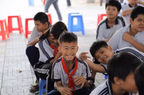 Trao thêm cơ hội nghề nghiệp cho trẻ em khuyết tật.